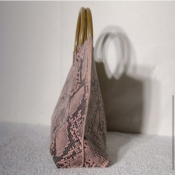 5/$25 Beauty Boutique Pink Reptile Print Faux Leather Hand Bag Makeup Bag - Picture 5 of 10